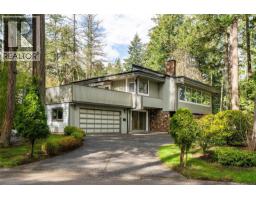 990 Cottontree Close Broadmead