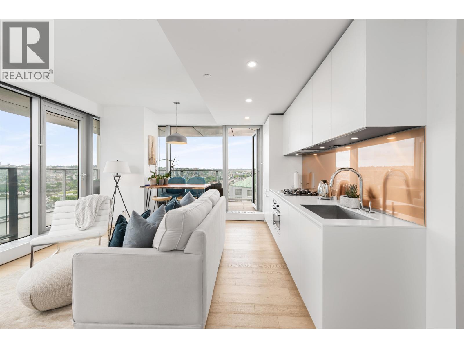 2702 1480 Howe Street, Vancouver, British Columbia  V6Z 0G5 - Photo 4 - R3048947