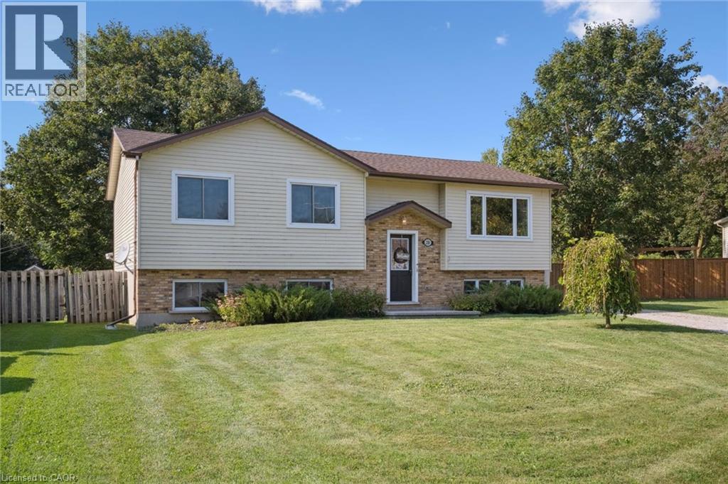 230 Arris Crescent, Mitchell, Ontario  N0K 1N0 - Photo 1 - 40770343