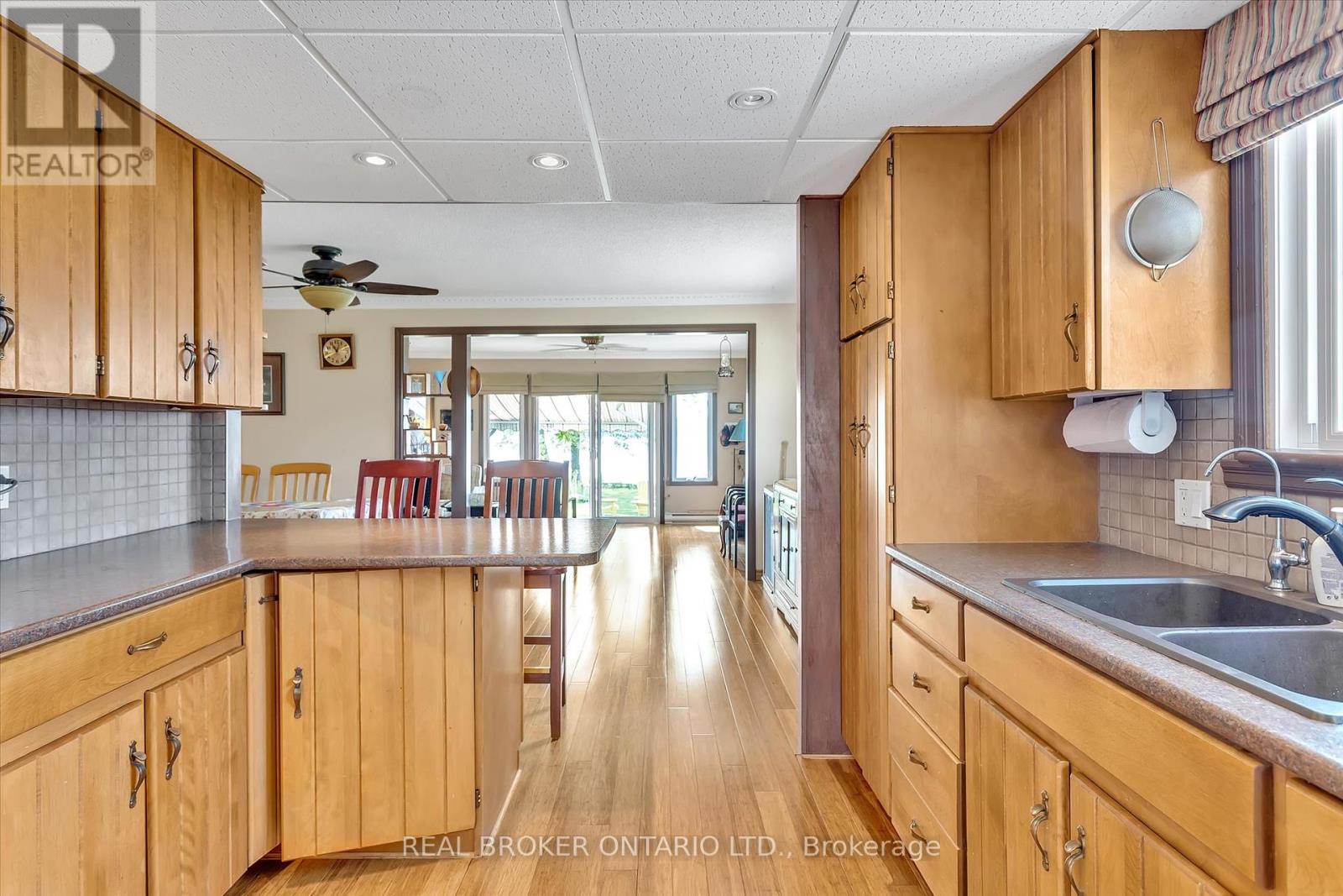 665 North Shore Drive E, Otonabee-South Monaghan, Ontario  P7B 6B3 - Photo 13 - X12408616