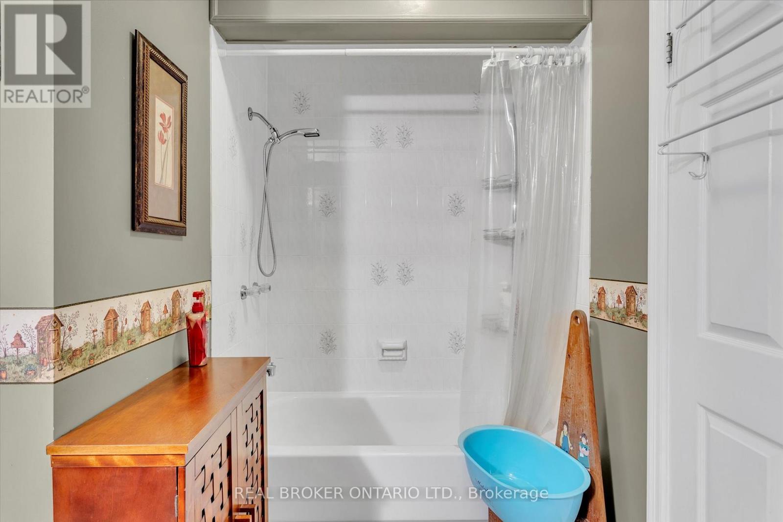 665 North Shore Drive E, Otonabee-South Monaghan, Ontario  P7B 6B3 - Photo 20 - X12408616