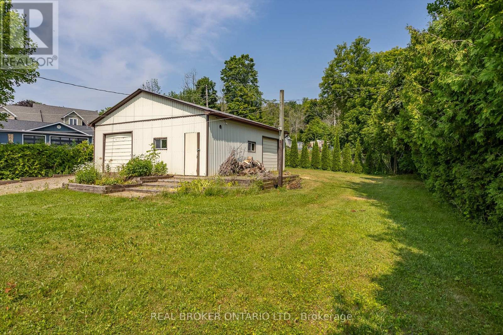 665 North Shore Drive E, Otonabee-South Monaghan, Ontario  P7B 6B3 - Photo 38 - X12408616