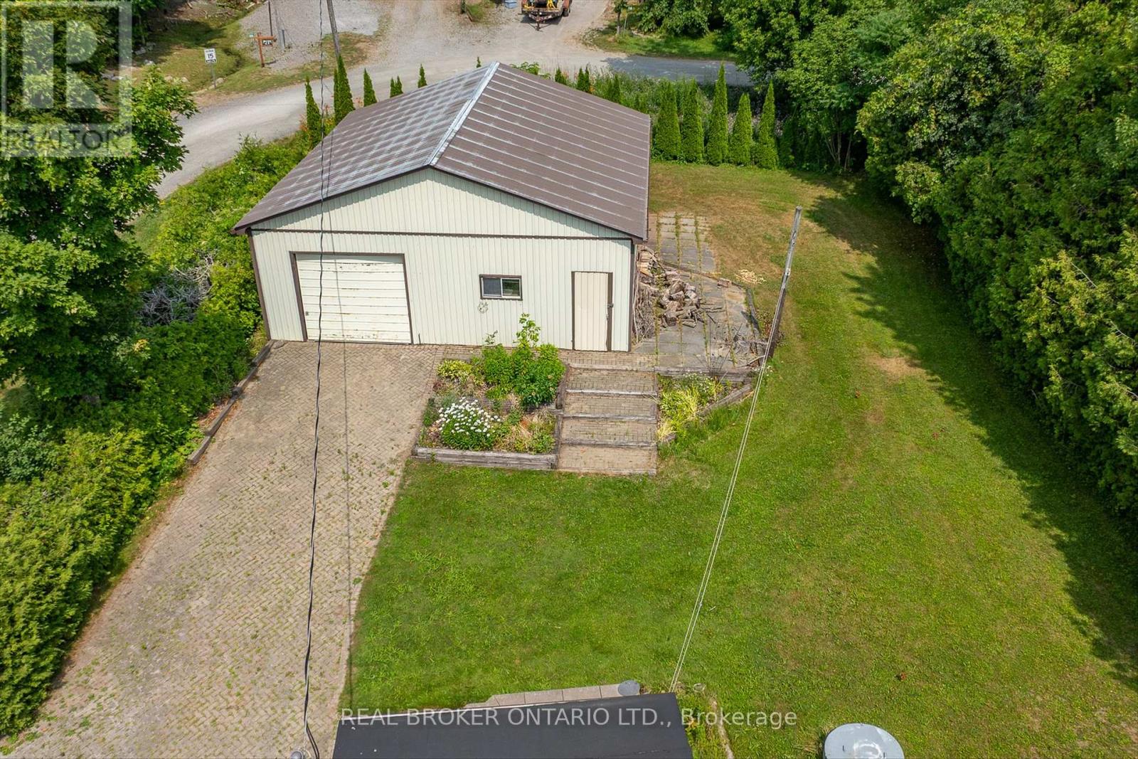 665 North Shore Drive E, Otonabee-South Monaghan, Ontario  P7B 6B3 - Photo 39 - X12408616