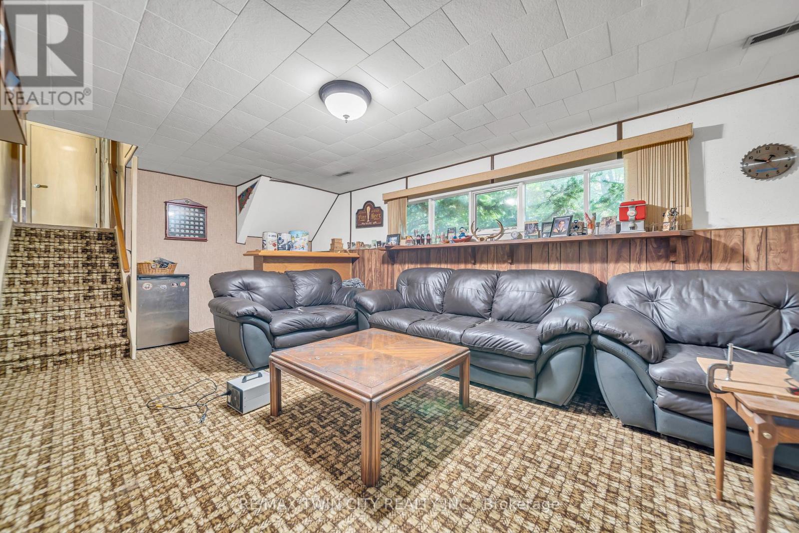 395 Mossom Place, Waterloo, Ontario  N2K 2G7 - Photo 22 - X12408626