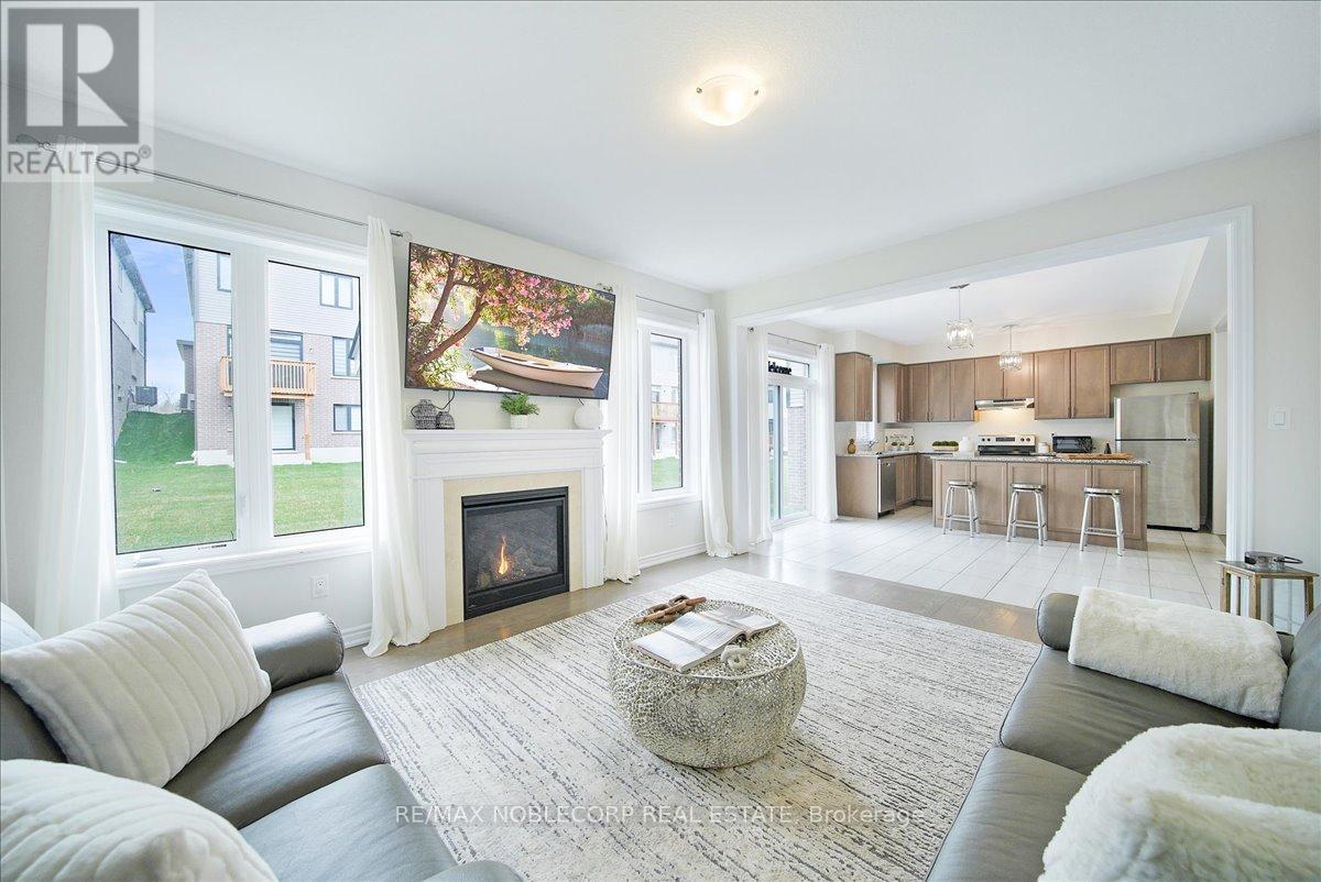 12 Blaney Street, Brant (Paris), Ontario  N0E 1N0 - Photo 13 - X12408655
