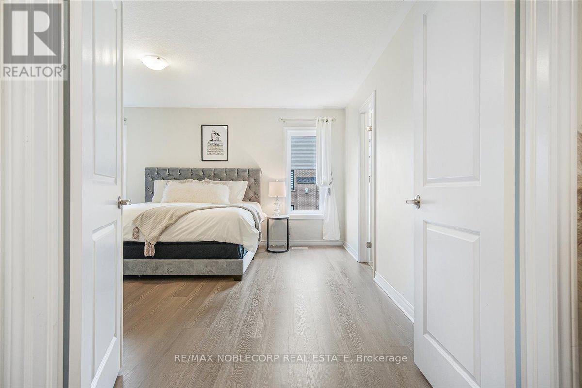 12 Blaney Street, Brant (Paris), Ontario  N0E 1N0 - Photo 16 - X12408655