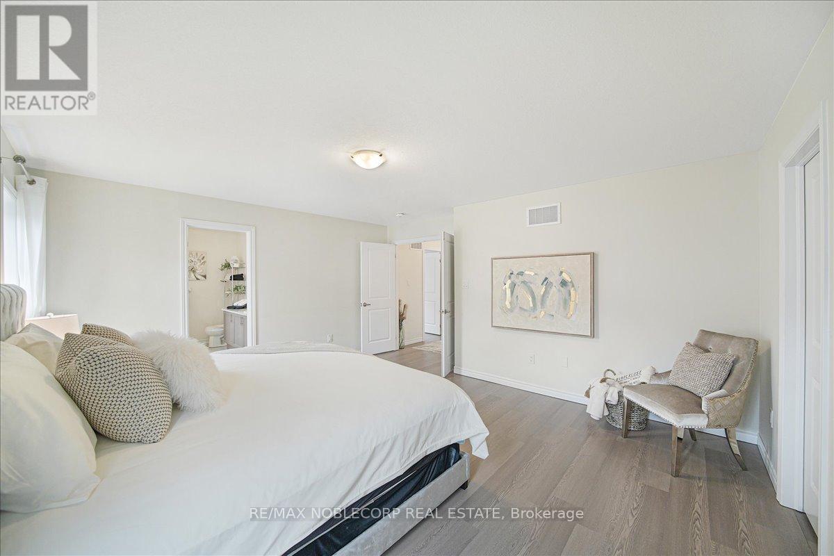 12 Blaney Street, Brant (Paris), Ontario  N0E 1N0 - Photo 19 - X12408655