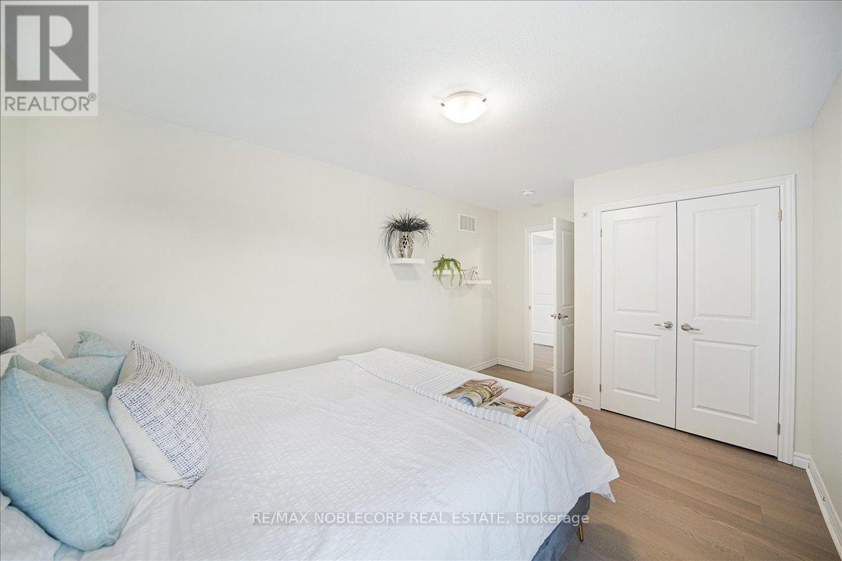 12 Blaney Street, Brant (Paris), Ontario  N0E 1N0 - Photo 23 - X12408655