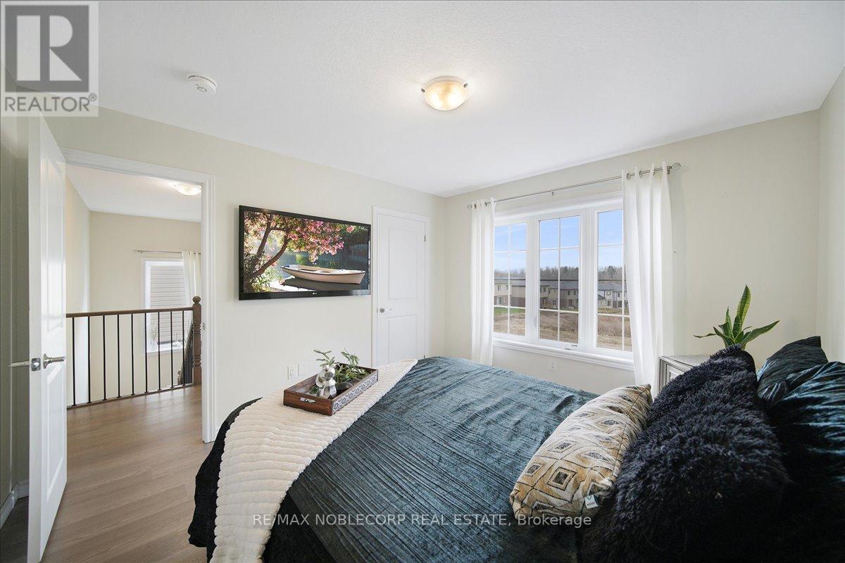 12 Blaney Street, Brant (Paris), Ontario  N0E 1N0 - Photo 25 - X12408655