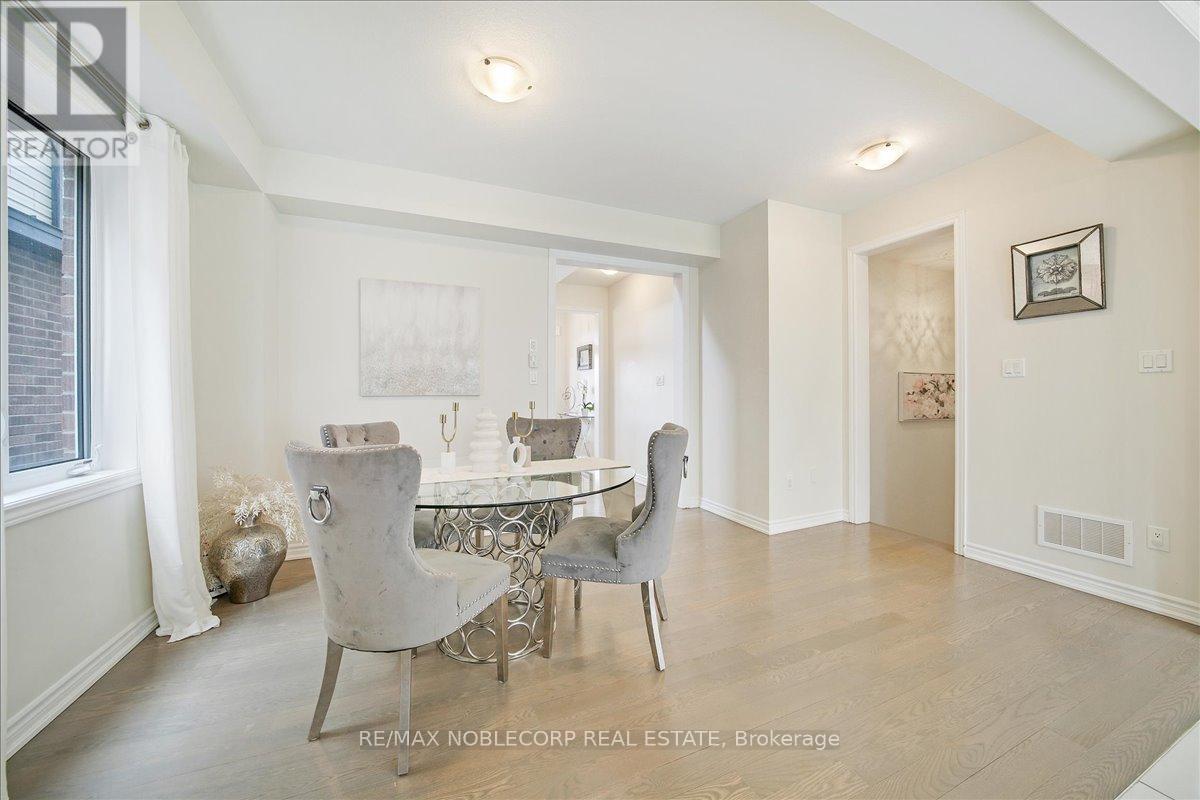 12 Blaney Street, Brant (Paris), Ontario  N0E 1N0 - Photo 7 - X12408655
