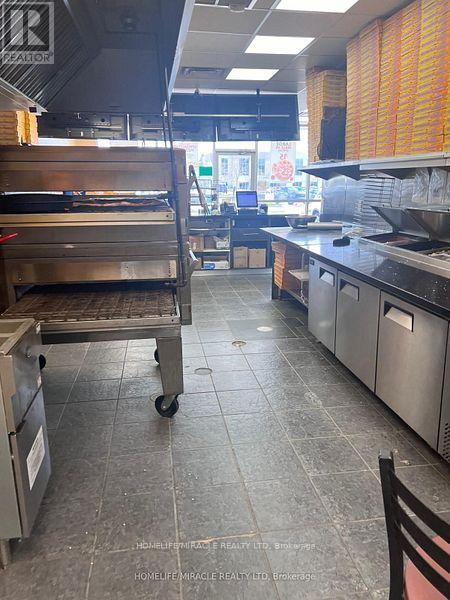 2 - 4293 King Street E, Kitchener, Ontario  N2P 2E9 - Photo 8 - X12408664