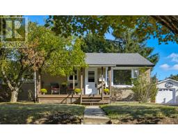 27 BROADMOOR AVENUE, Kitchener, Ontario
