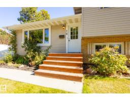 16 LAROSE DR Lacombe Park