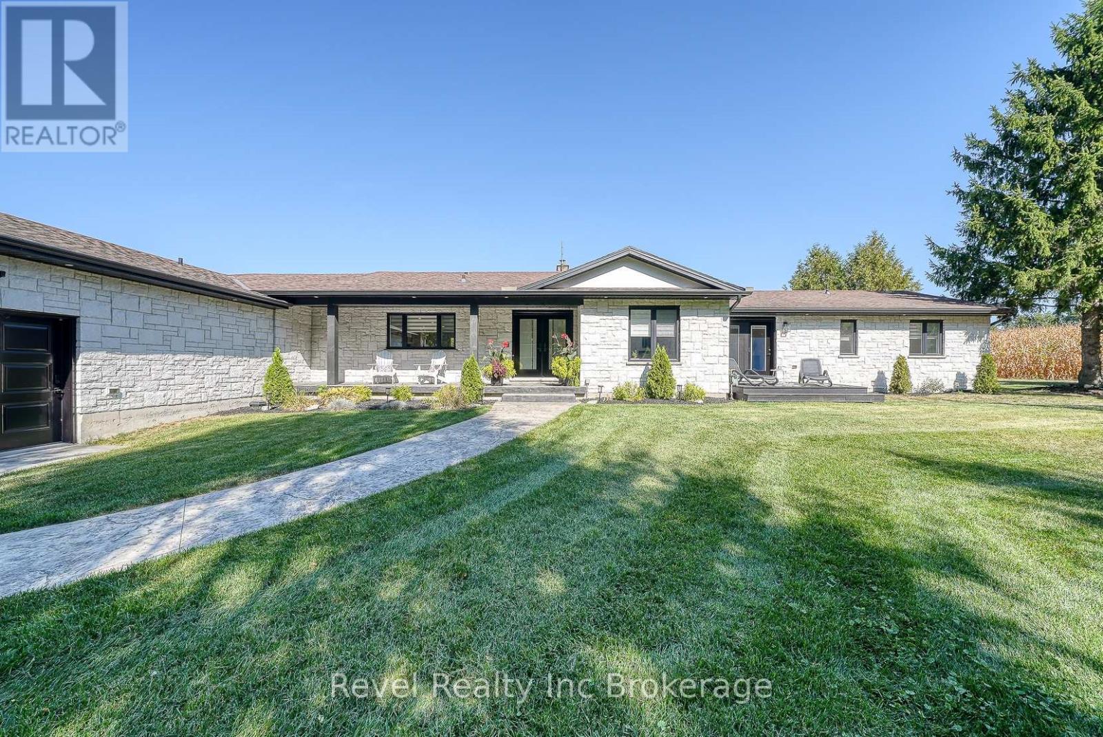 403269 Robinson Road, South-West Oxford, Ontario  N5C 3J7 - Photo 2 - X12408793
