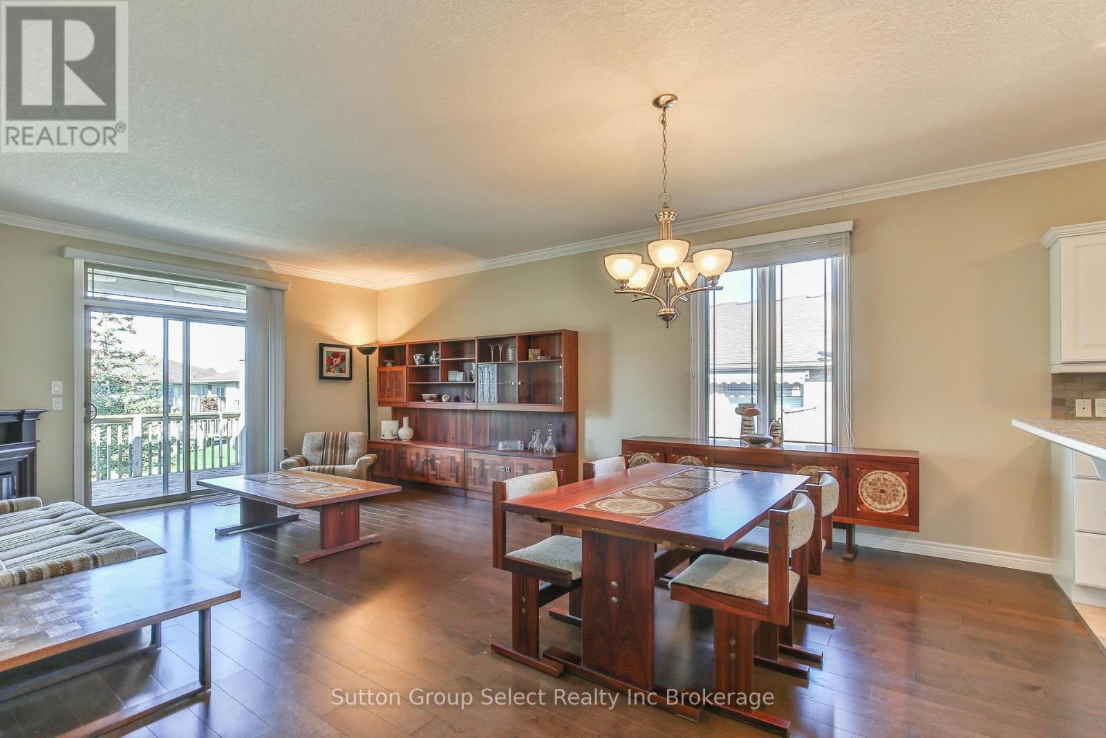 38 - 540 Spitfire Street, Woodstock (Woodstock - North), Ontario  N4T 0C2 - Photo 14 - X12408851