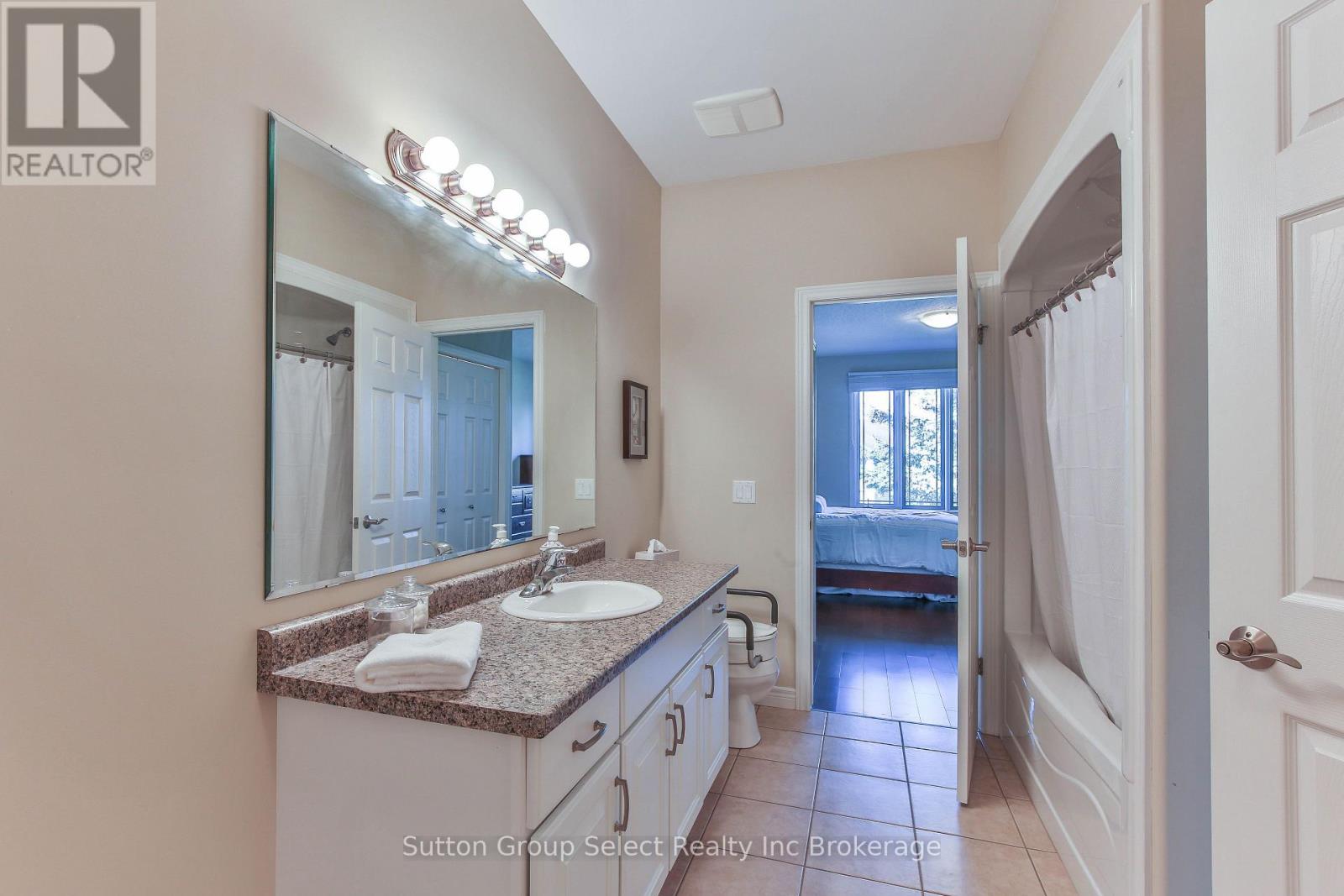 38 - 540 Spitfire Street, Woodstock (Woodstock - North), Ontario  N4T 0C2 - Photo 21 - X12408851