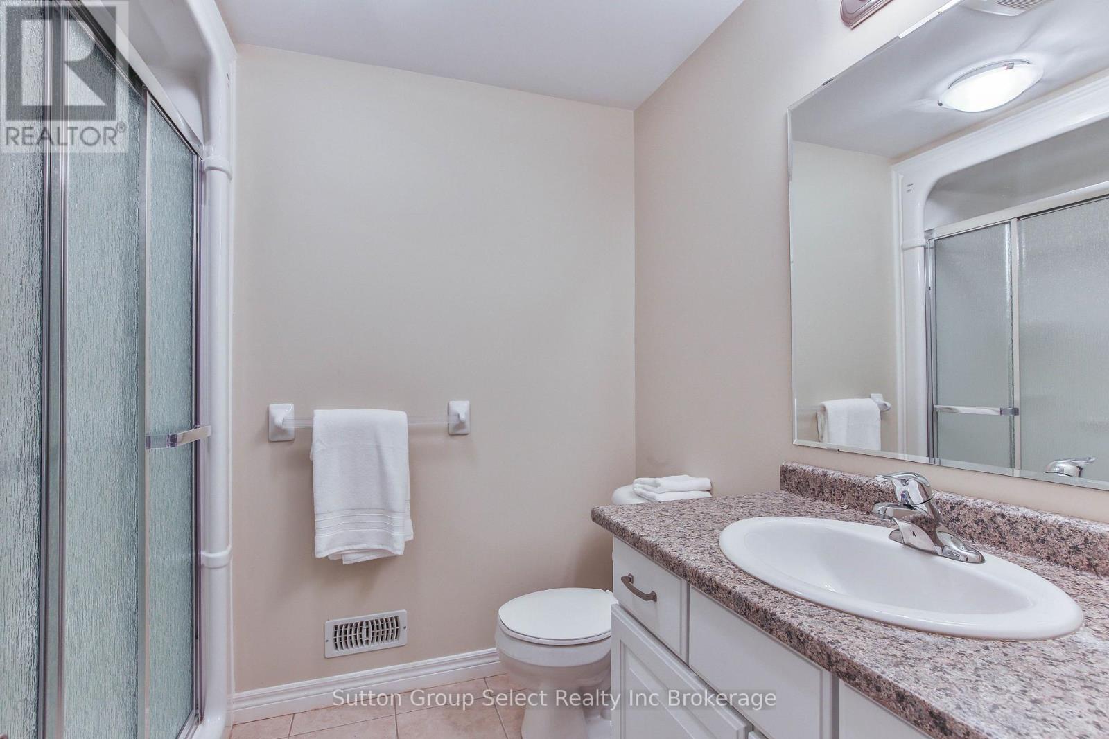 38 - 540 Spitfire Street, Woodstock (Woodstock - North), Ontario  N4T 0C2 - Photo 33 - X12408851