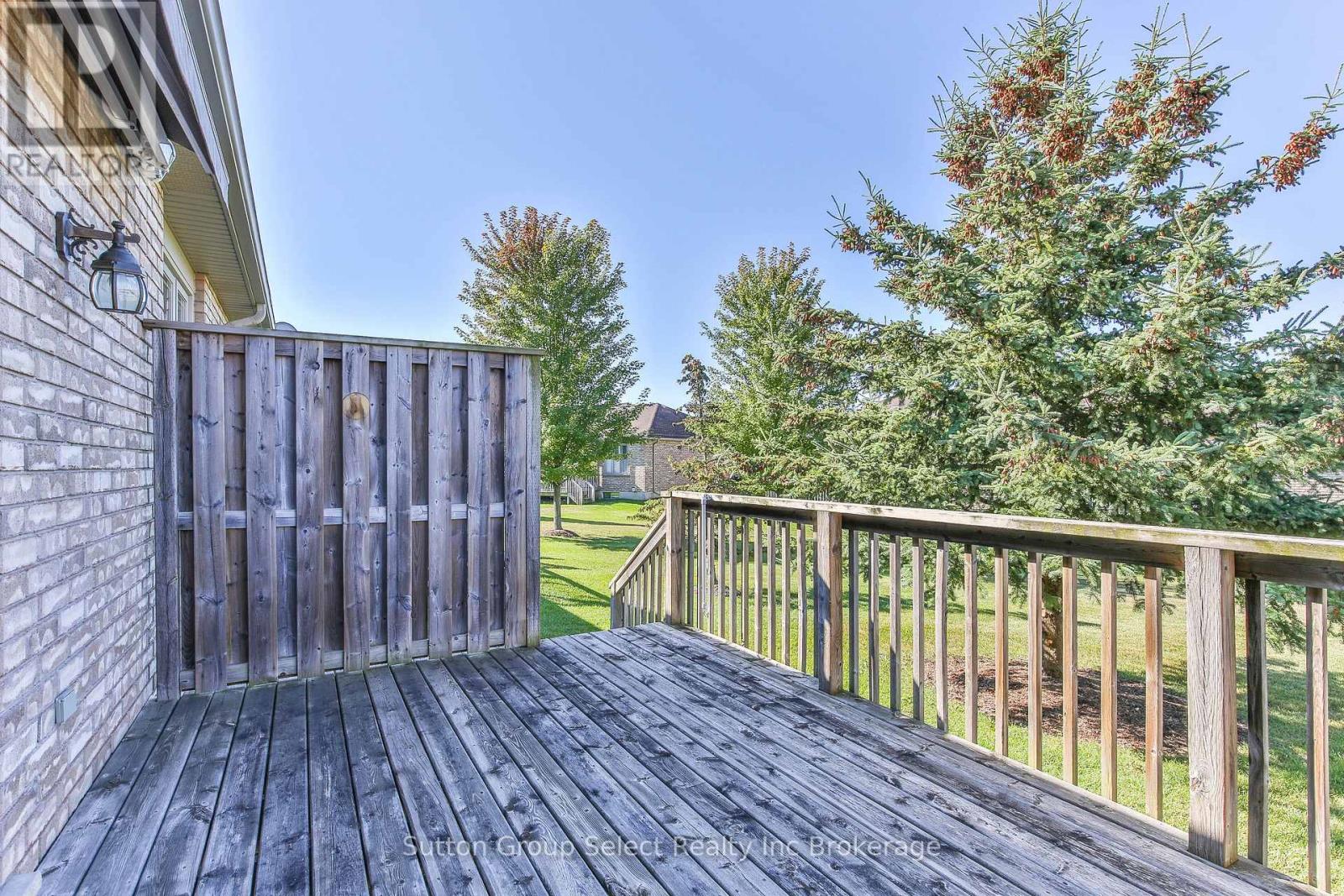 38 - 540 Spitfire Street, Woodstock (Woodstock - North), Ontario  N4T 0C2 - Photo 36 - X12408851