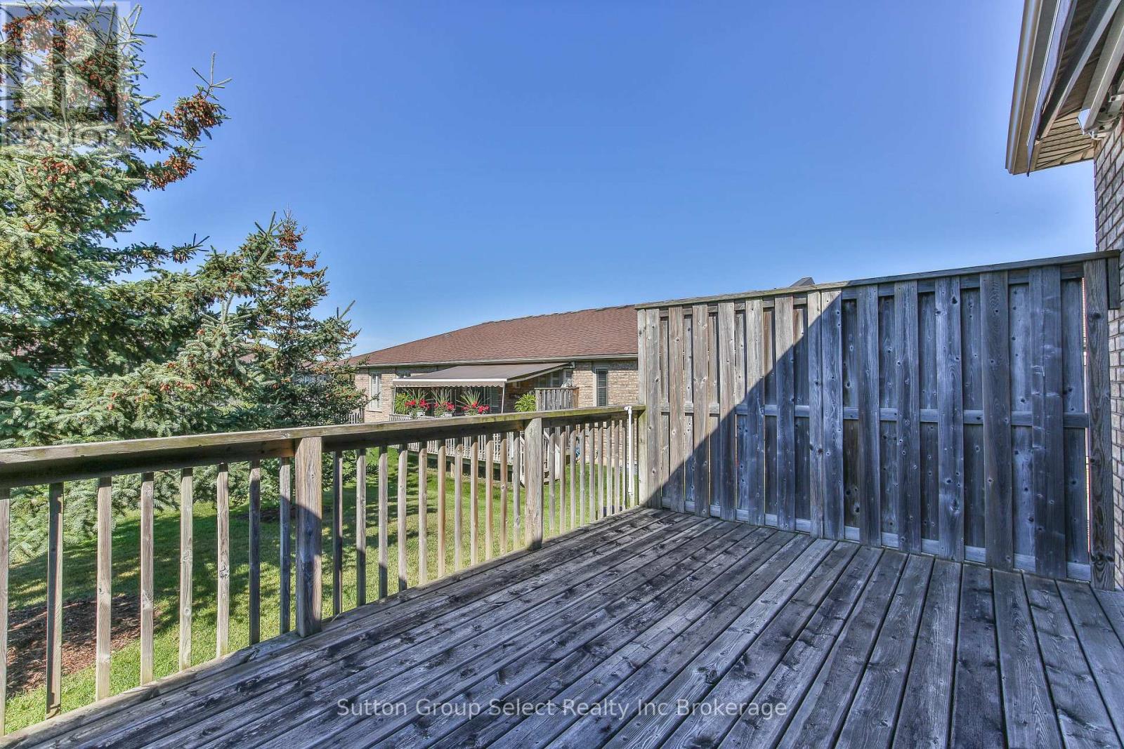 38 - 540 Spitfire Street, Woodstock (Woodstock - North), Ontario  N4T 0C2 - Photo 37 - X12408851