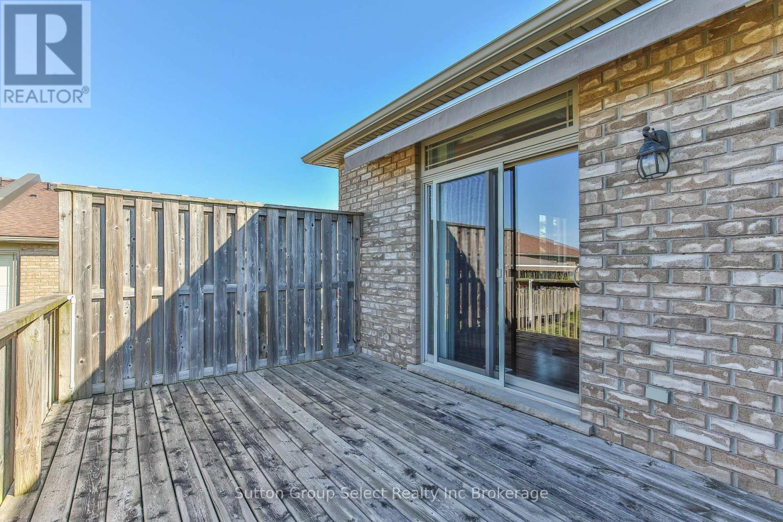 38 - 540 Spitfire Street, Woodstock (Woodstock - North), Ontario  N4T 0C2 - Photo 38 - X12408851