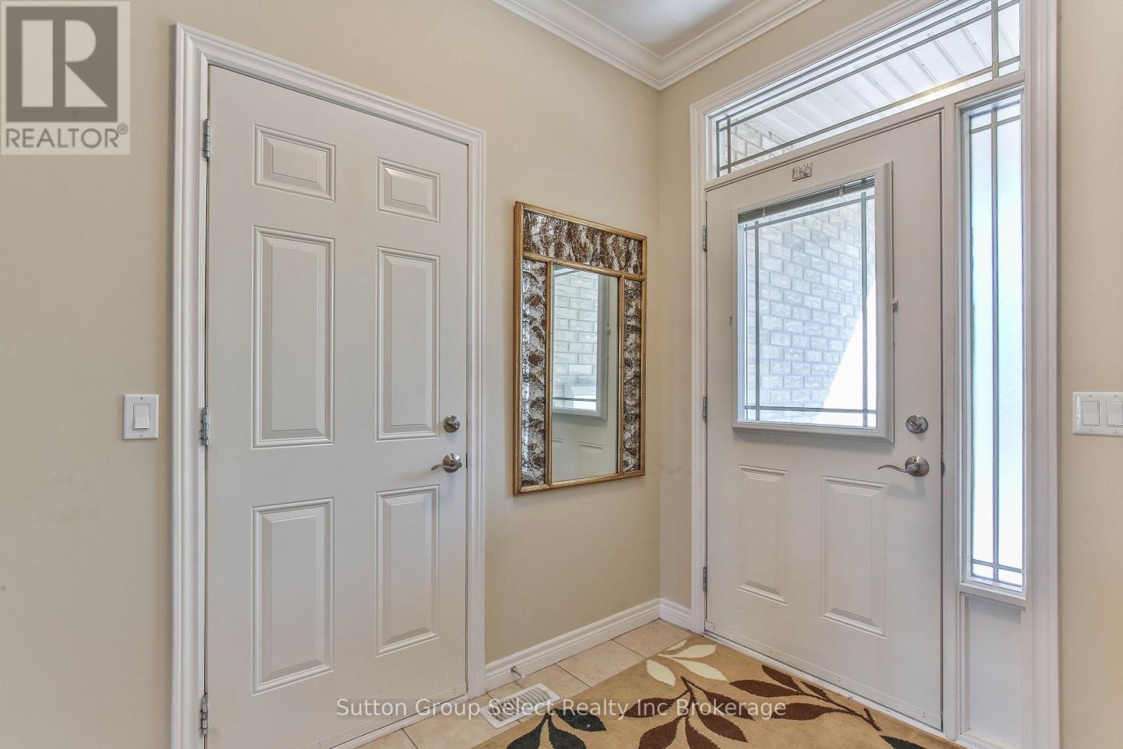 38 - 540 Spitfire Street, Woodstock (Woodstock - North), Ontario  N4T 0C2 - Photo 5 - X12408851