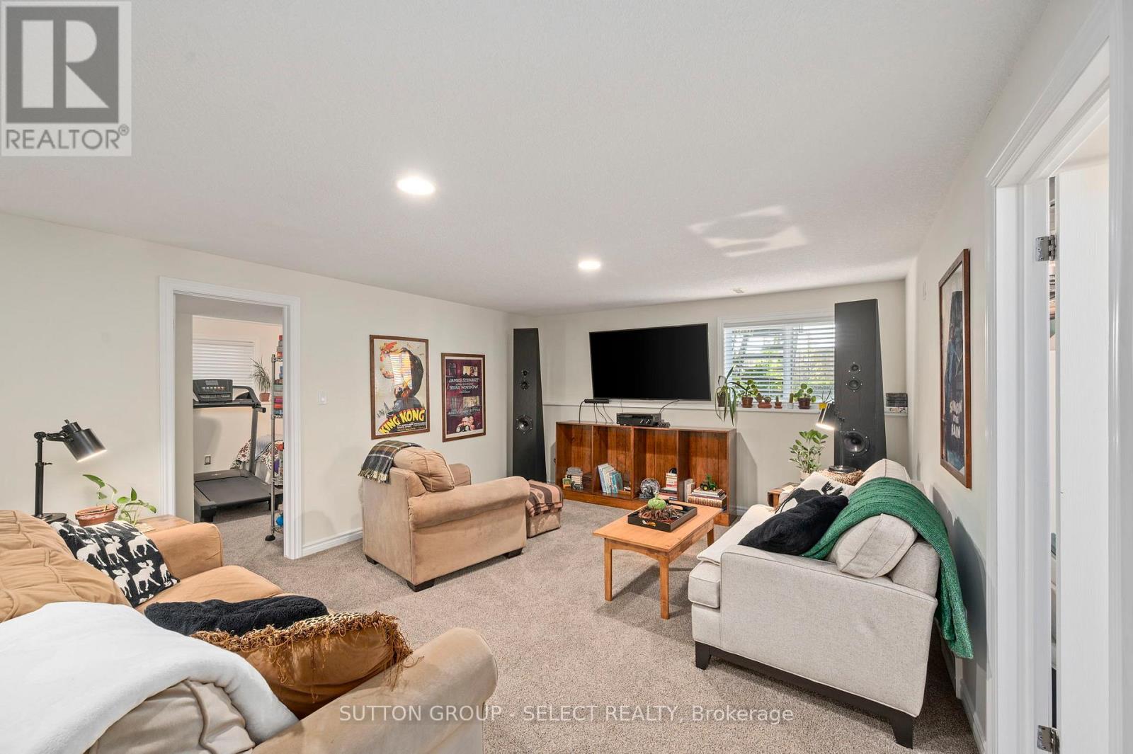 15 Hamilton Street, North Middlesex, Ontario  N0M 1A0 - Photo 21 - X12316368