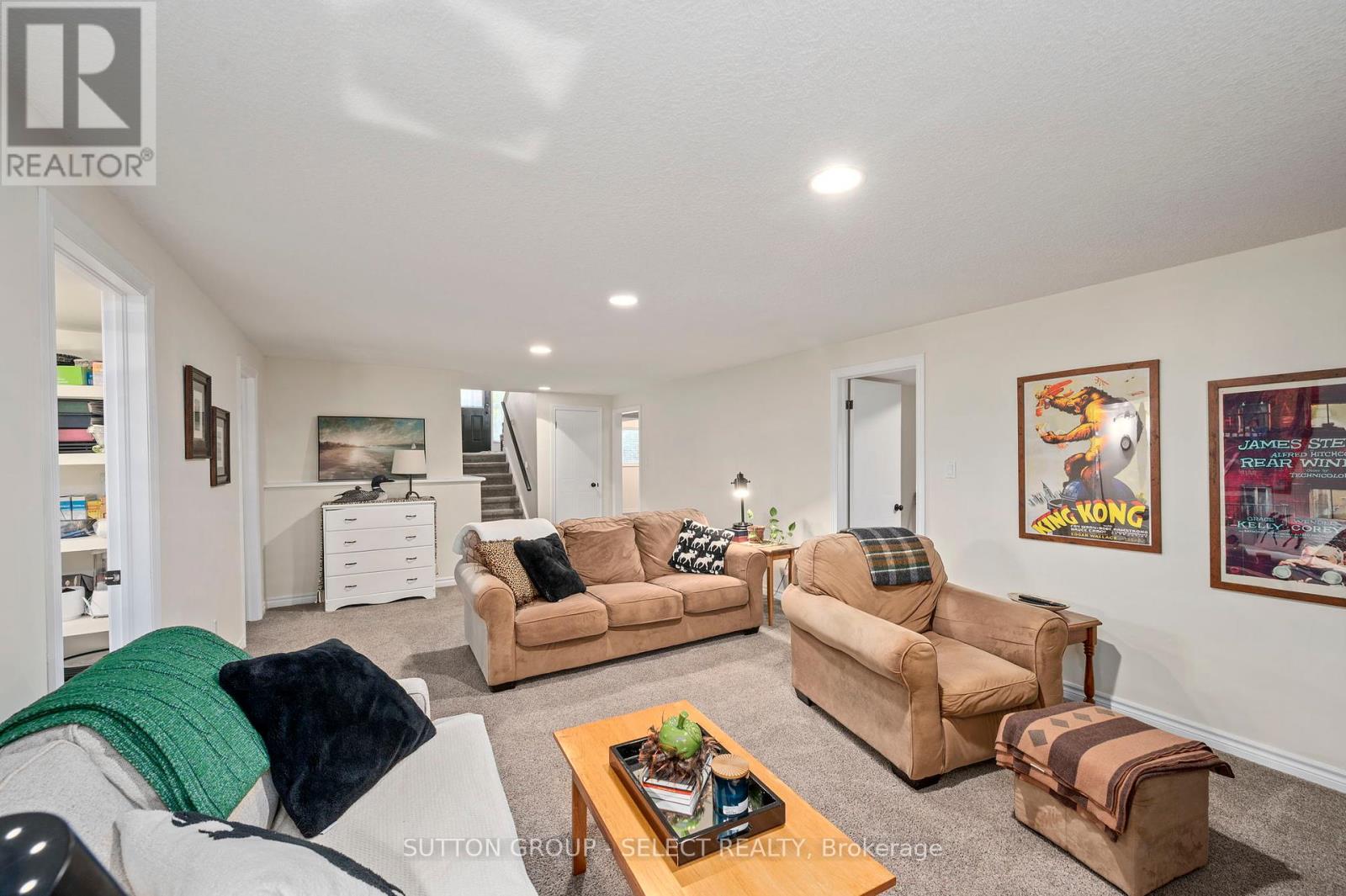 15 Hamilton Street, North Middlesex, Ontario  N0M 1A0 - Photo 20 - X12316368