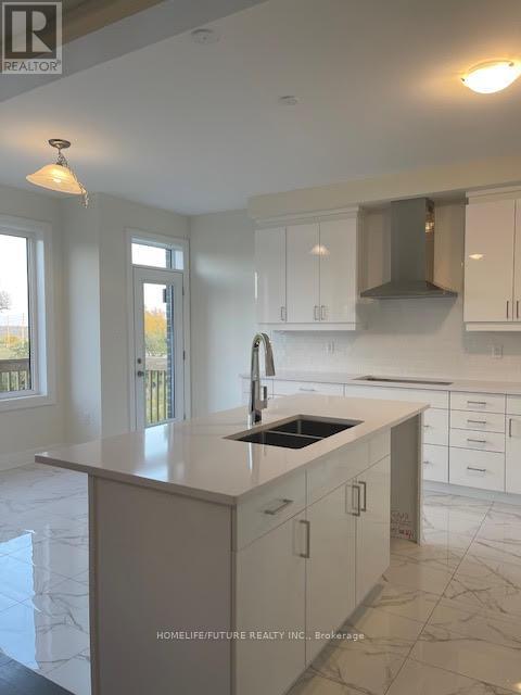 3259 Turnstone Boulevard, Pickering, Ontario  L1X 0N3 - Photo 3 - E12408690
