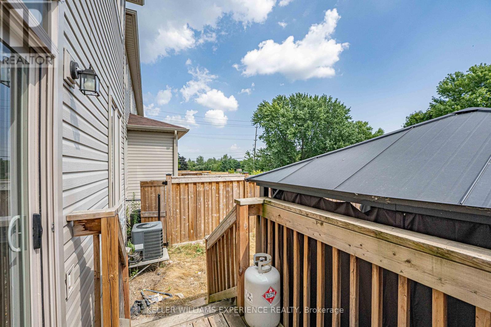 9 Greenwood Drive, Essa, Ontario  L3W 0N5 - Photo 27 - N12340161