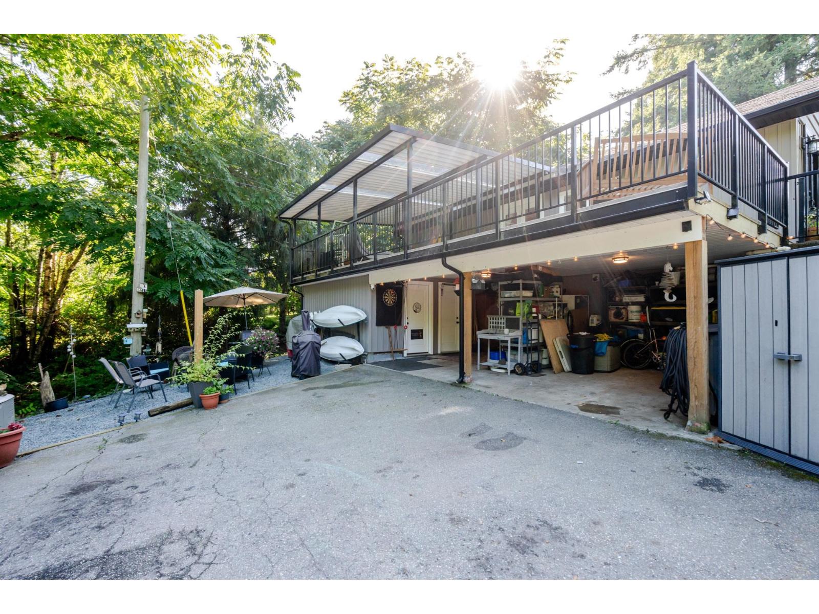 8528 Dunn Street, Mission, British Columbia  V2V 6V4 - Photo 34 - R3048445