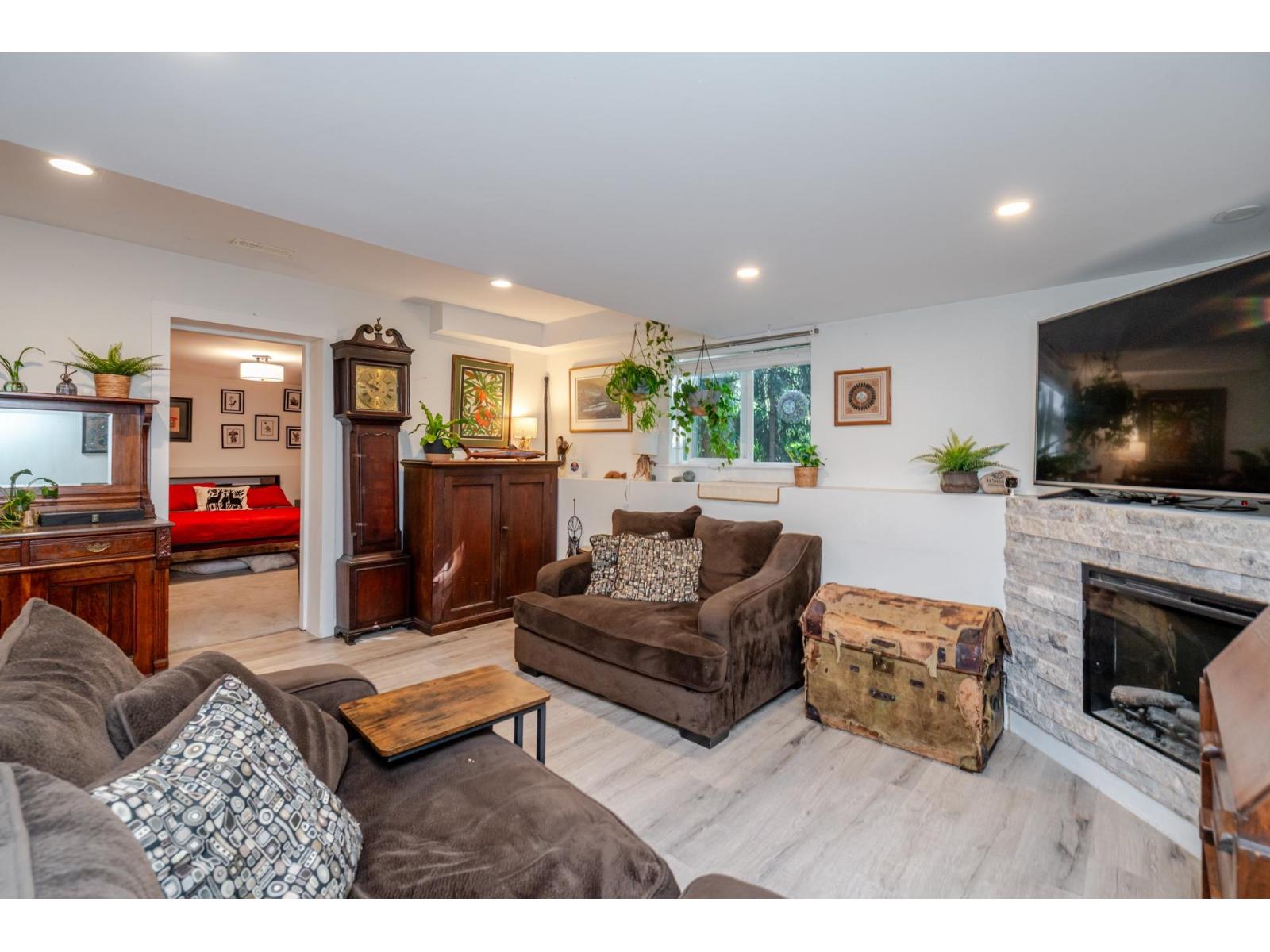 8528 Dunn Street, Mission, British Columbia  V2V 6V4 - Photo 16 - R3048445