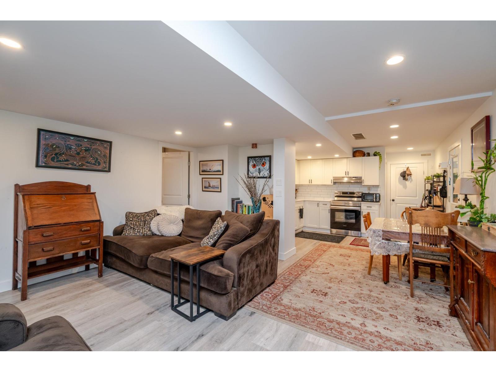 8528 Dunn Street, Mission, British Columbia  V2V 6V4 - Photo 17 - R3048445