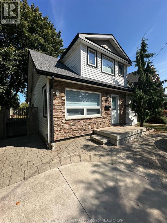 MLS# 25023662: 2246 MARENTETTE AVENUE, Windsor, Canada
