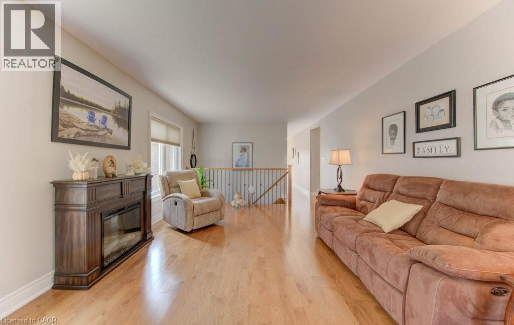 23 Michael Myers Road, Baden, Ontario  N3A 4S5 - Photo 4 - 40770710
