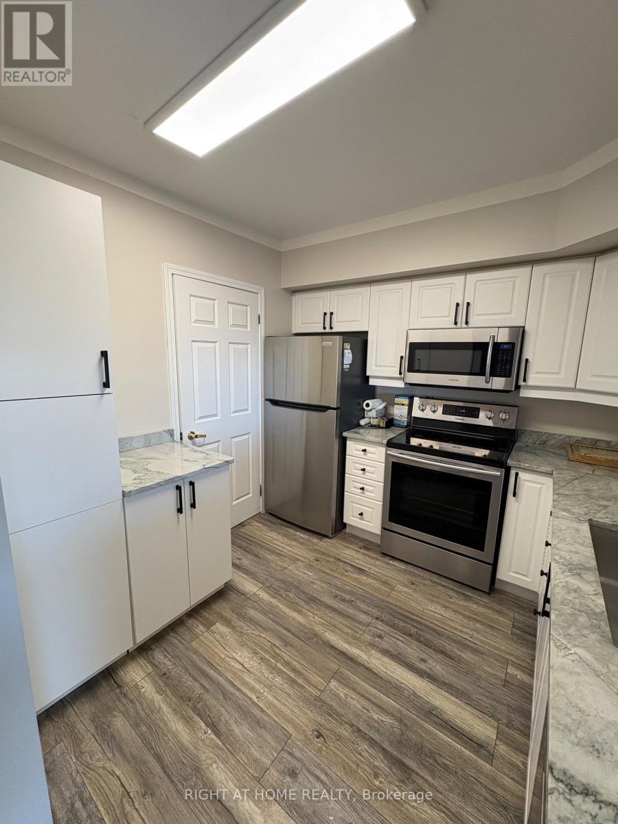 417 - 94 Dean Avenue, Barrie, Ontario  L4N 0M3 - Photo 37 - S12359793