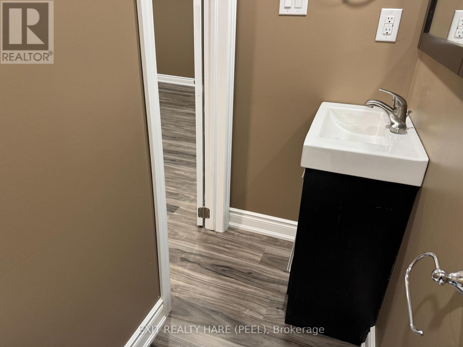 29 - 7171 Torbram Road, Mississauga, Ontario  L4T 3W4 - Photo 21 - W12384992