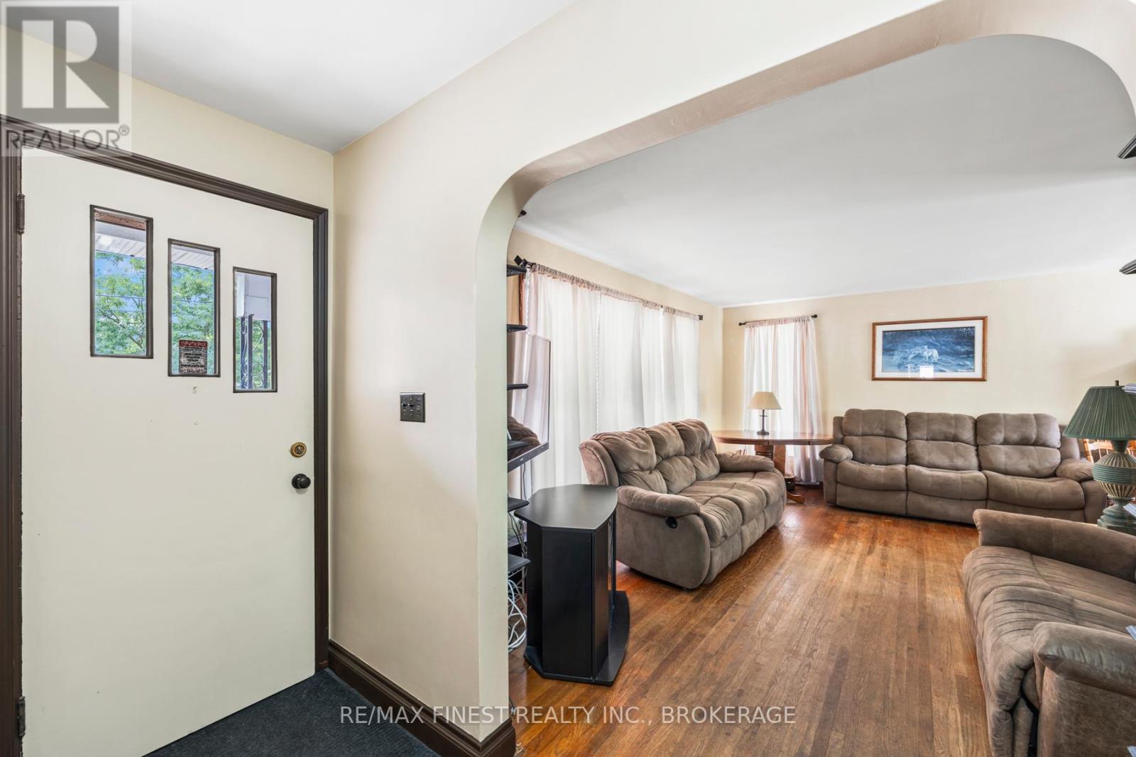 775 Alfred Crescent, Kingston, Ontario  K7K 4K5 - Photo 7 - X12346966