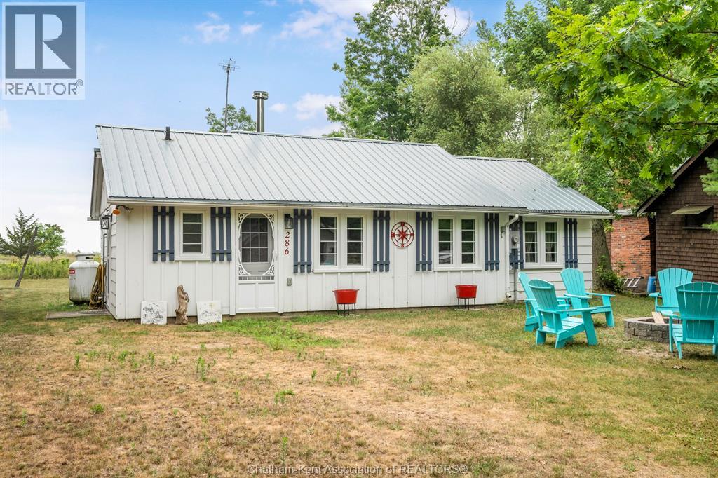 MLS# 25017864: 17386 Lakeshore ROAD, Rondeau Park, Canada