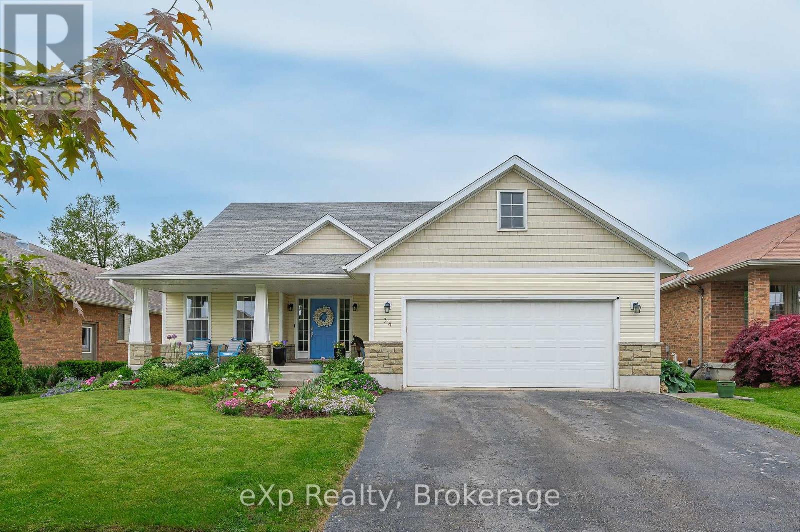 34 Walser Street, Centre Wellington, Ontario  N0B 1S0 - Photo 2 - X12408952