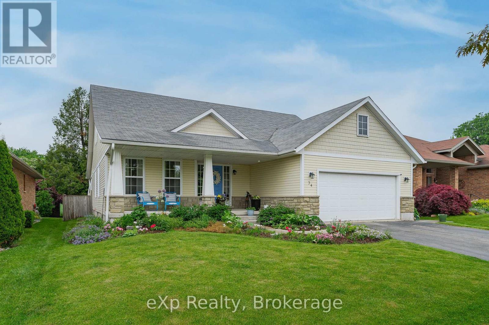 34 Walser Street, Centre Wellington, Ontario  N0B 1S0 - Photo 3 - X12408952