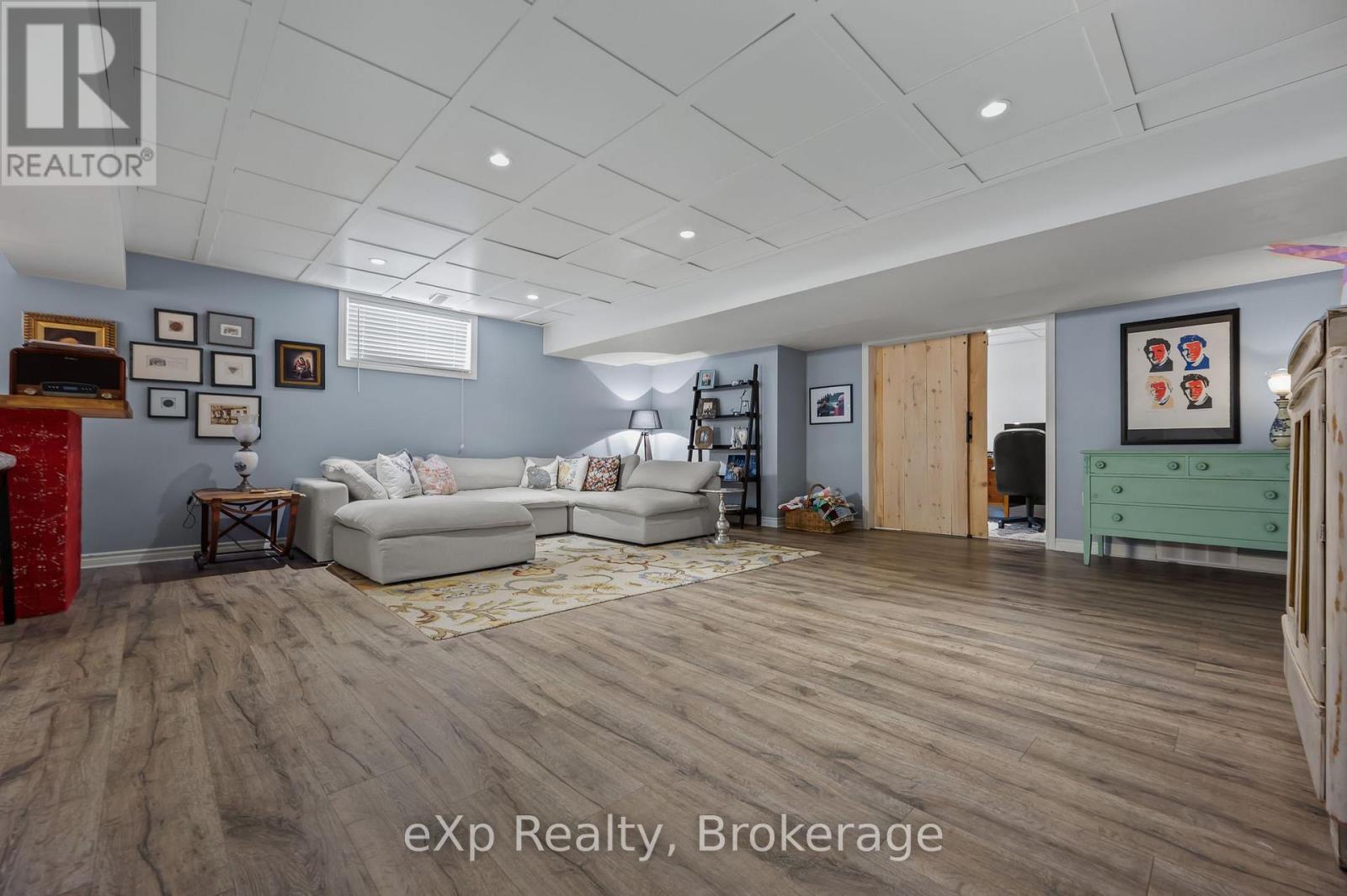 34 Walser Street, Centre Wellington, Ontario  N0B 1S0 - Photo 33 - X12408952