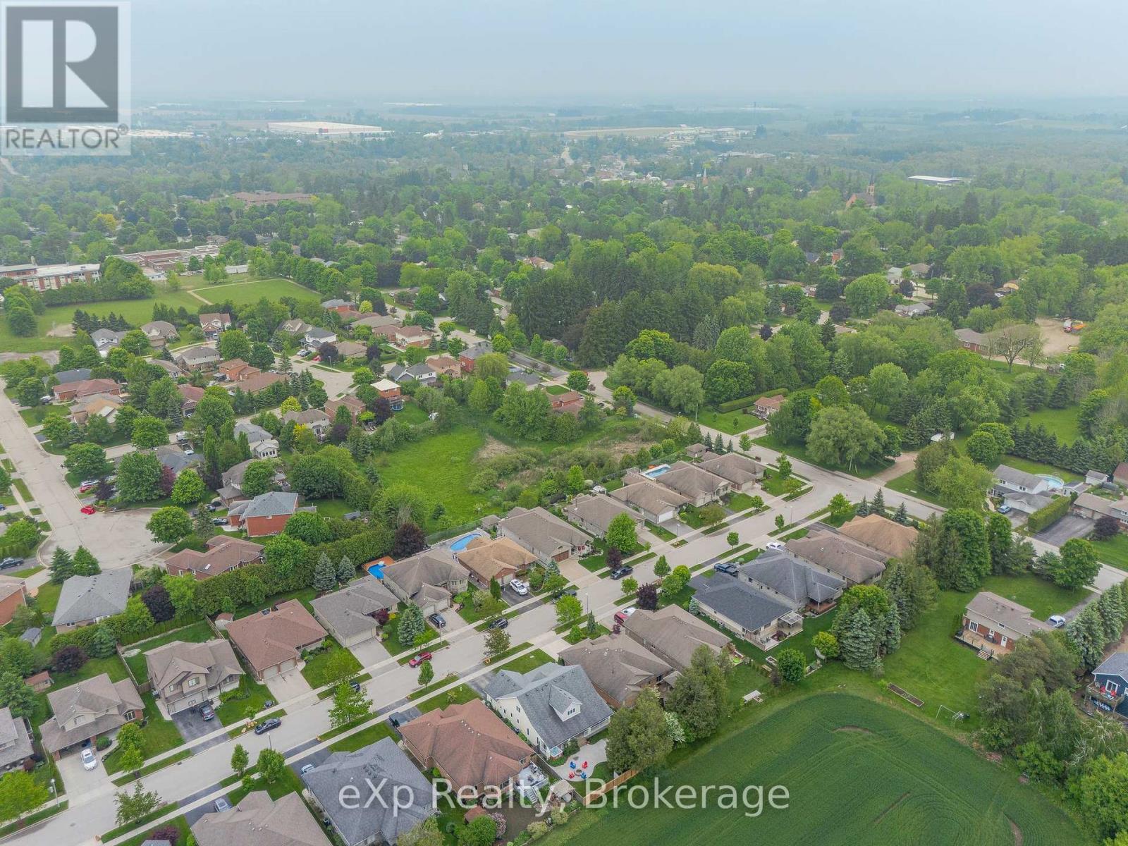 34 Walser Street, Centre Wellington, Ontario  N0B 1S0 - Photo 47 - X12408952