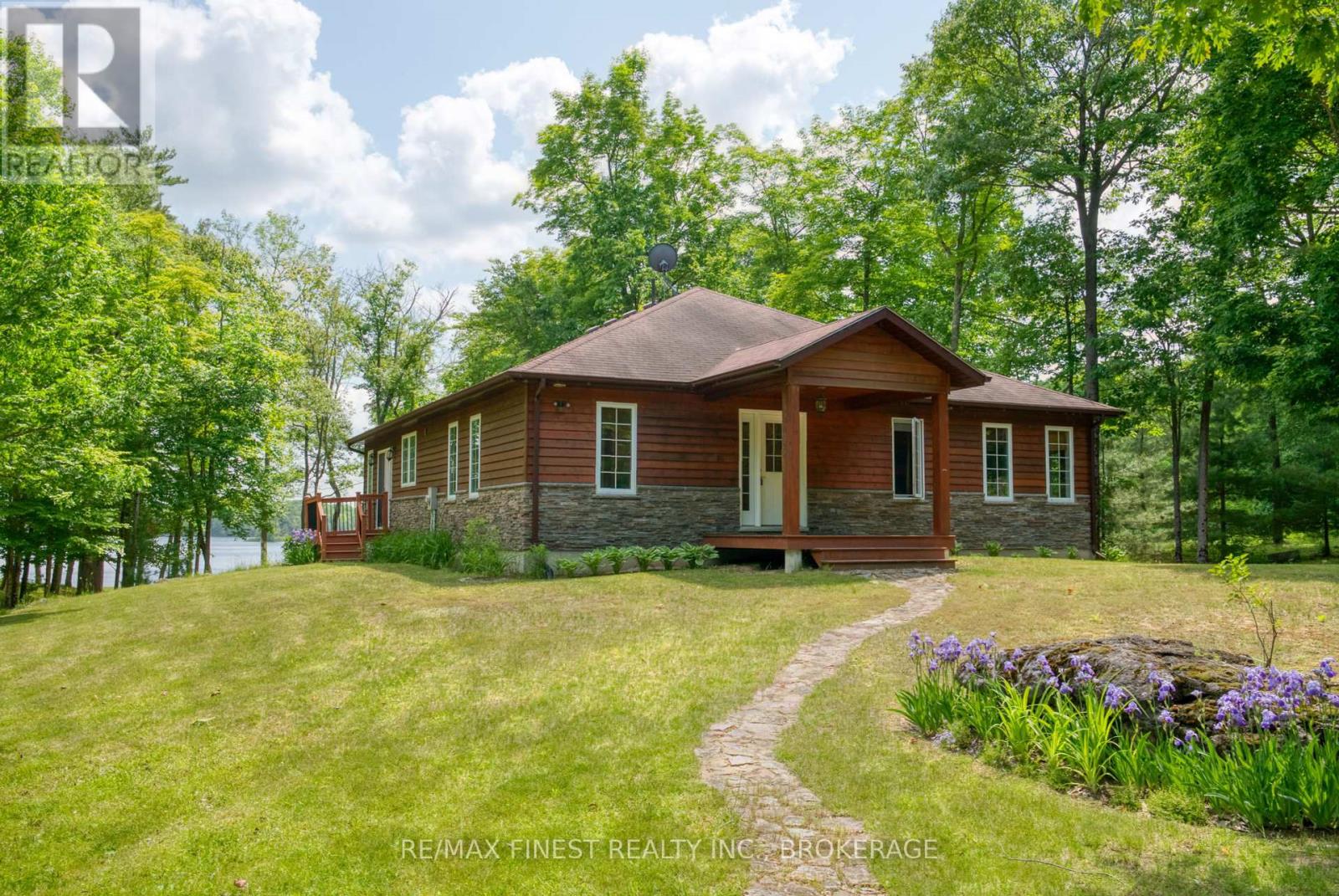 855A CROW LAKE ROAD, Frontenac, Ontario