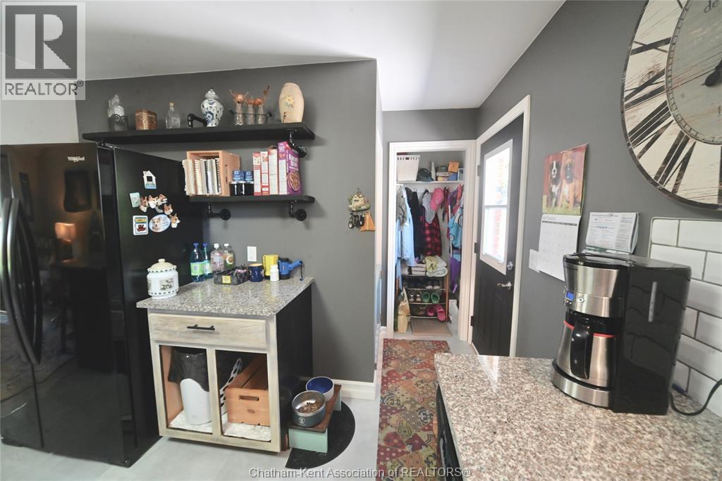 161 Queen Street, Highgate, Ontario  N0P 1T0 - Photo 14 - 25023608