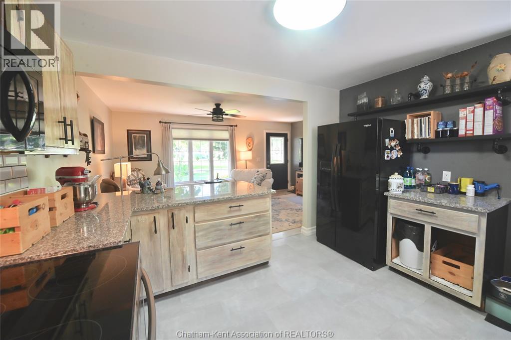 161 Queen Street, Highgate, Ontario  N0P 1T0 - Photo 9 - 25023608