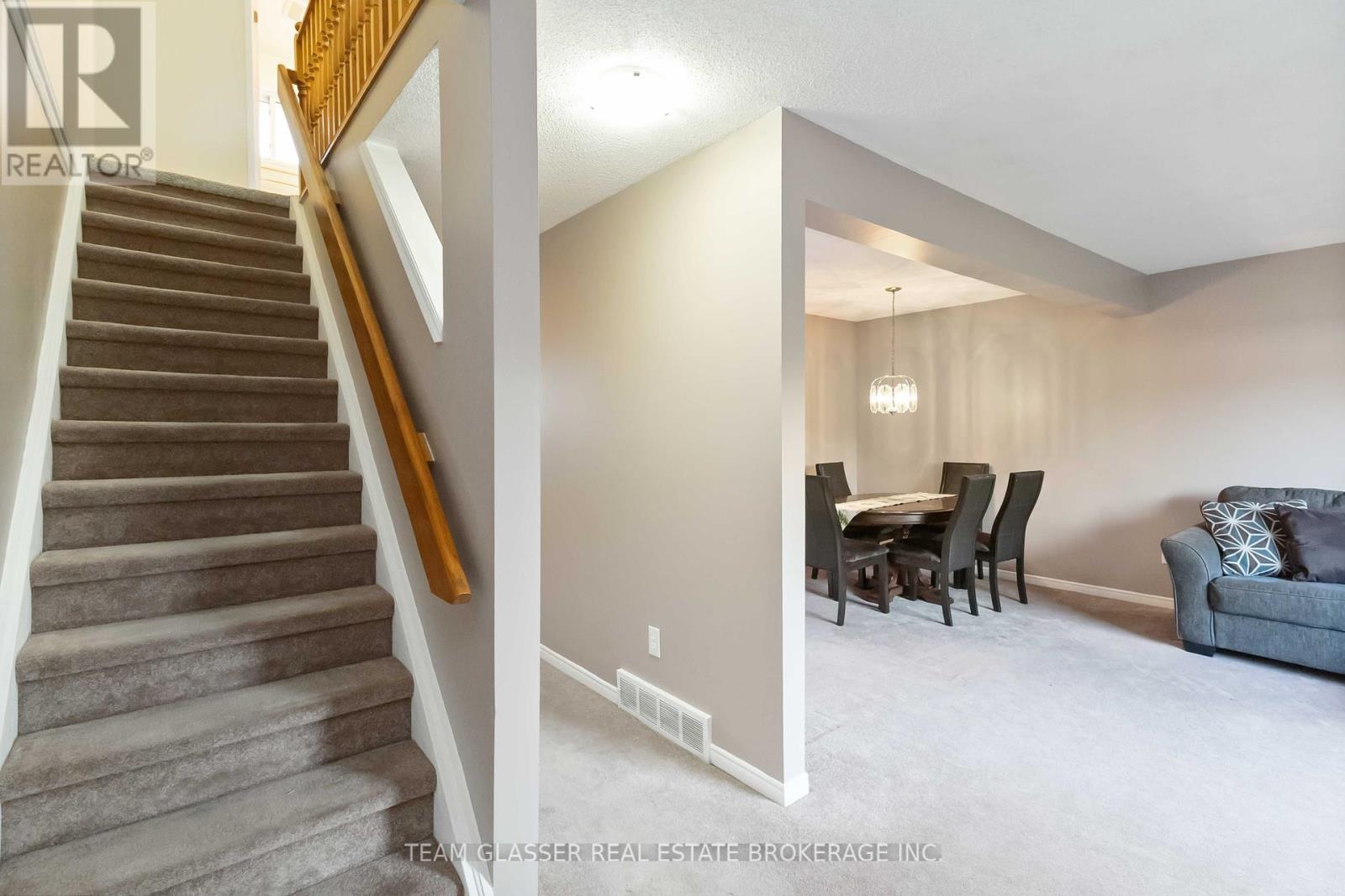 63 - 1990 Wavell Street, London East, Ontario  N5V 4N5 - Photo 5 - X12408934