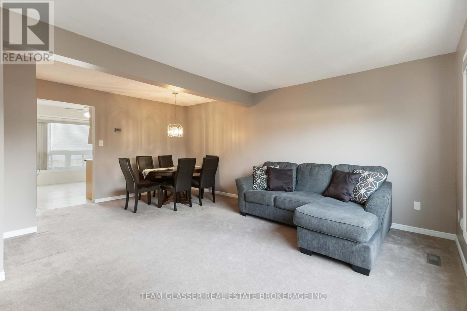 63 - 1990 Wavell Street, London East (East I), Ontario  N5V 4N5 - Photo 7 - X12408934