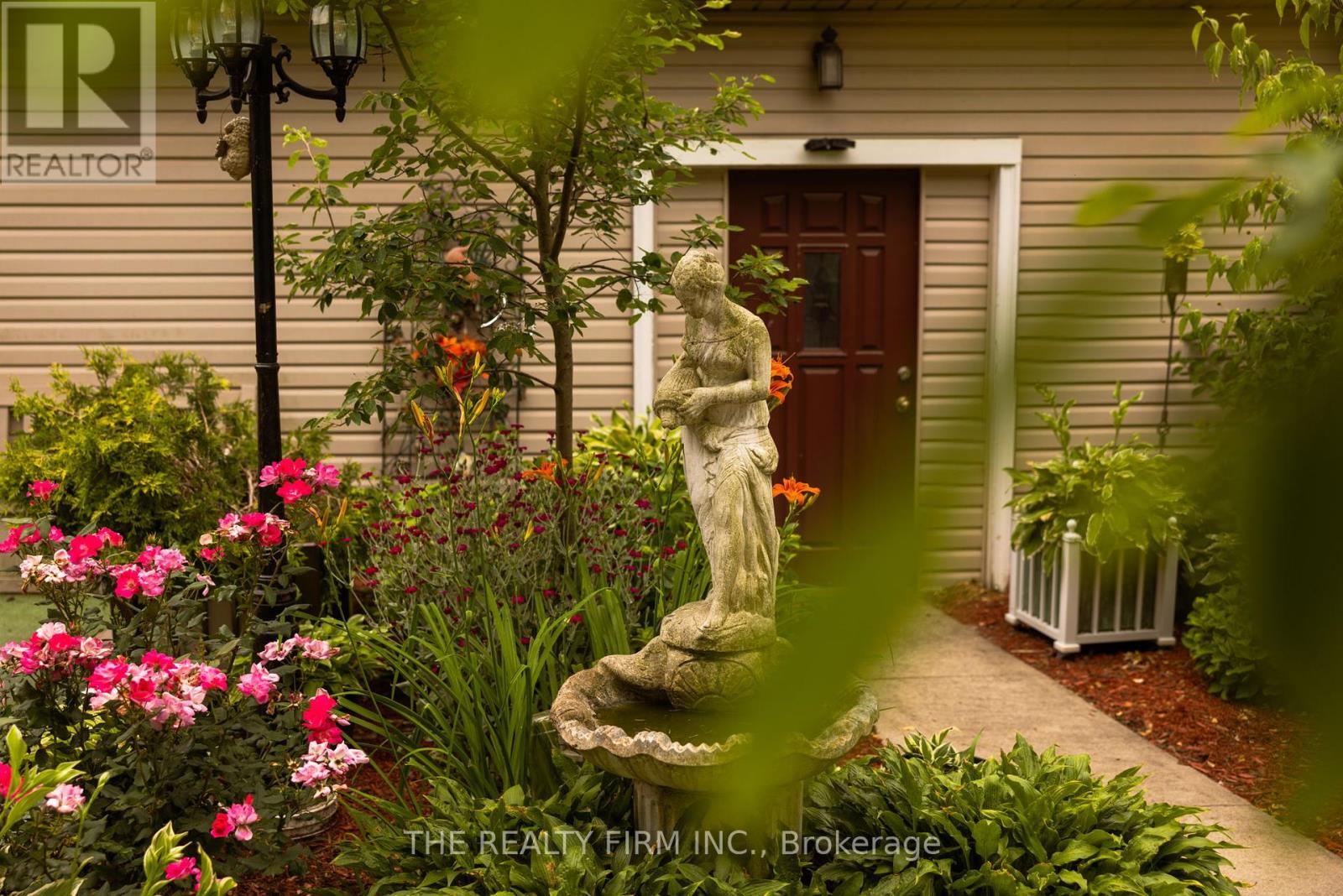 1864 Parkhurst Avenue, London East, Ontario  N5V 2C3 - Photo 42 - X12408992