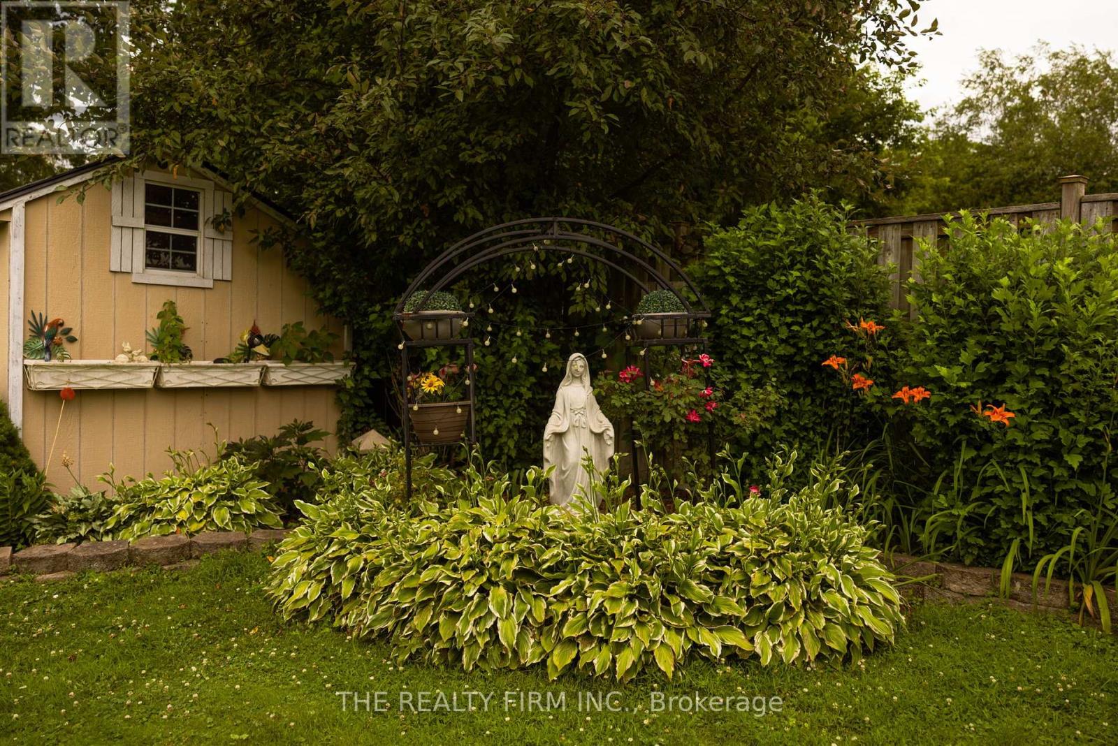 1864 Parkhurst Avenue, London East, Ontario  N5V 2C3 - Photo 43 - X12408992