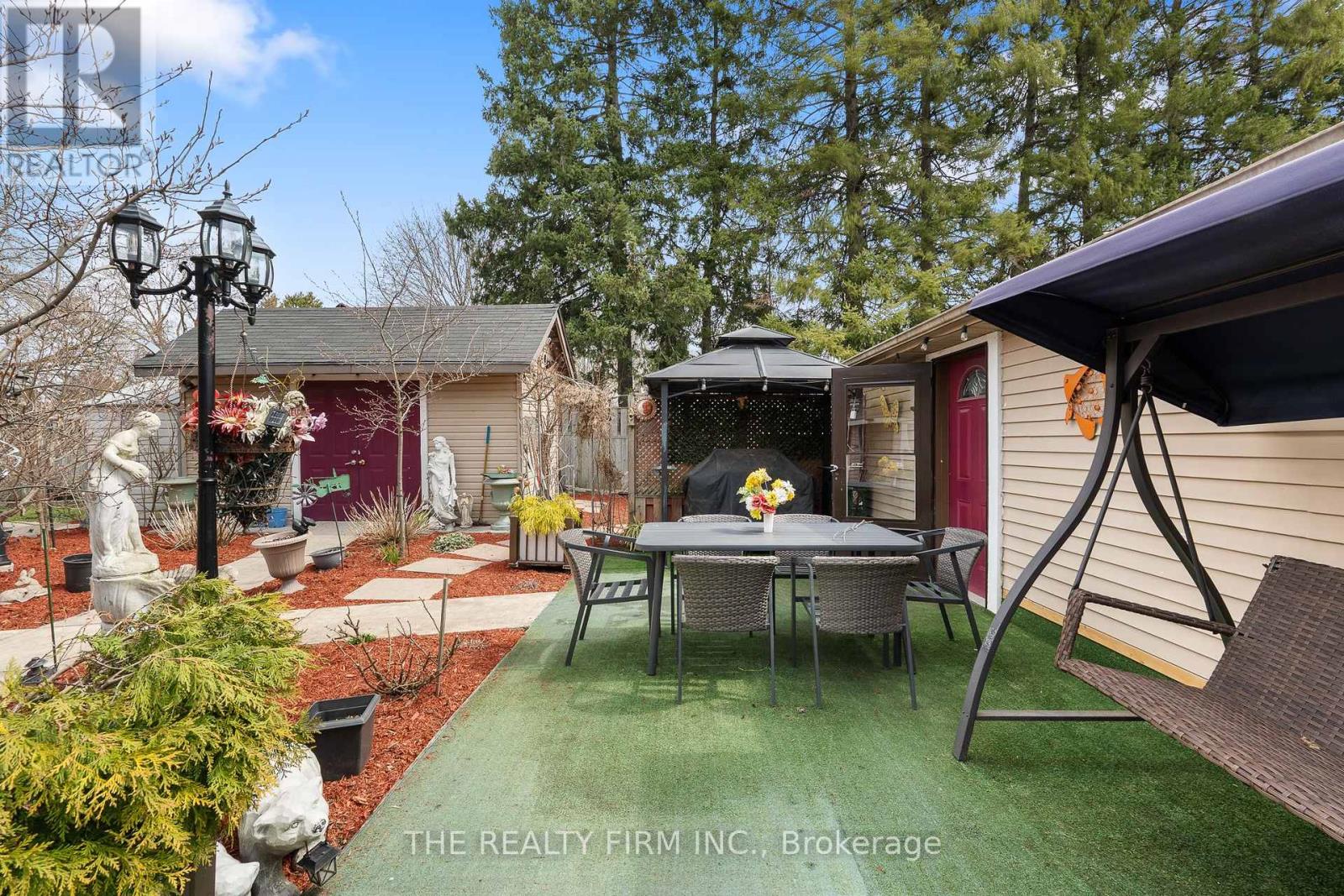 1864 Parkhurst Avenue, London East, Ontario  N5V 2C3 - Photo 46 - X12408992